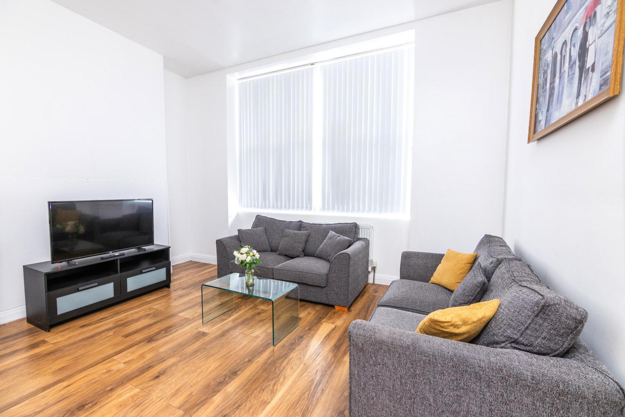 Spacious Apartment Close To City Centre With Secure Parking Leeds  Exteriér fotografie